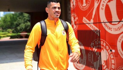 leyu乐鱼体育手机官网入口-泰山西征上演“似是故人来” 崔康熙正谋求战术变革