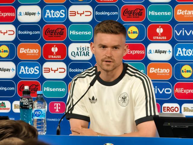 1718770607420073827.jpg 2.jpg